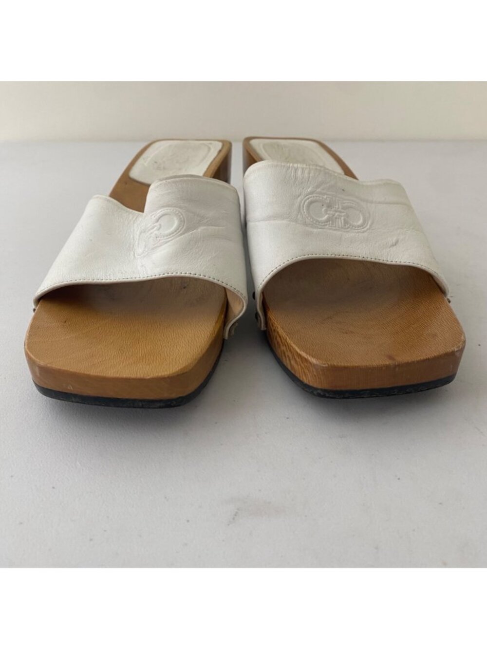 Salvatore Ferragamo Wood Heels Shoes White - Picture 8 of 9